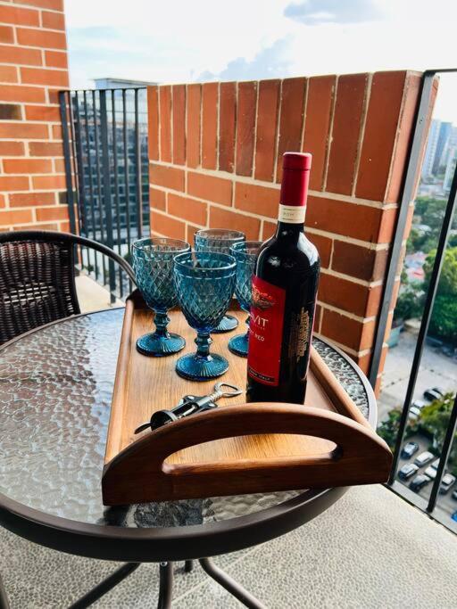 Apartamento 2 Habitaciones, Edificio Airali, Zona 10, Miradolo Guatemala Dış mekan fotoğraf